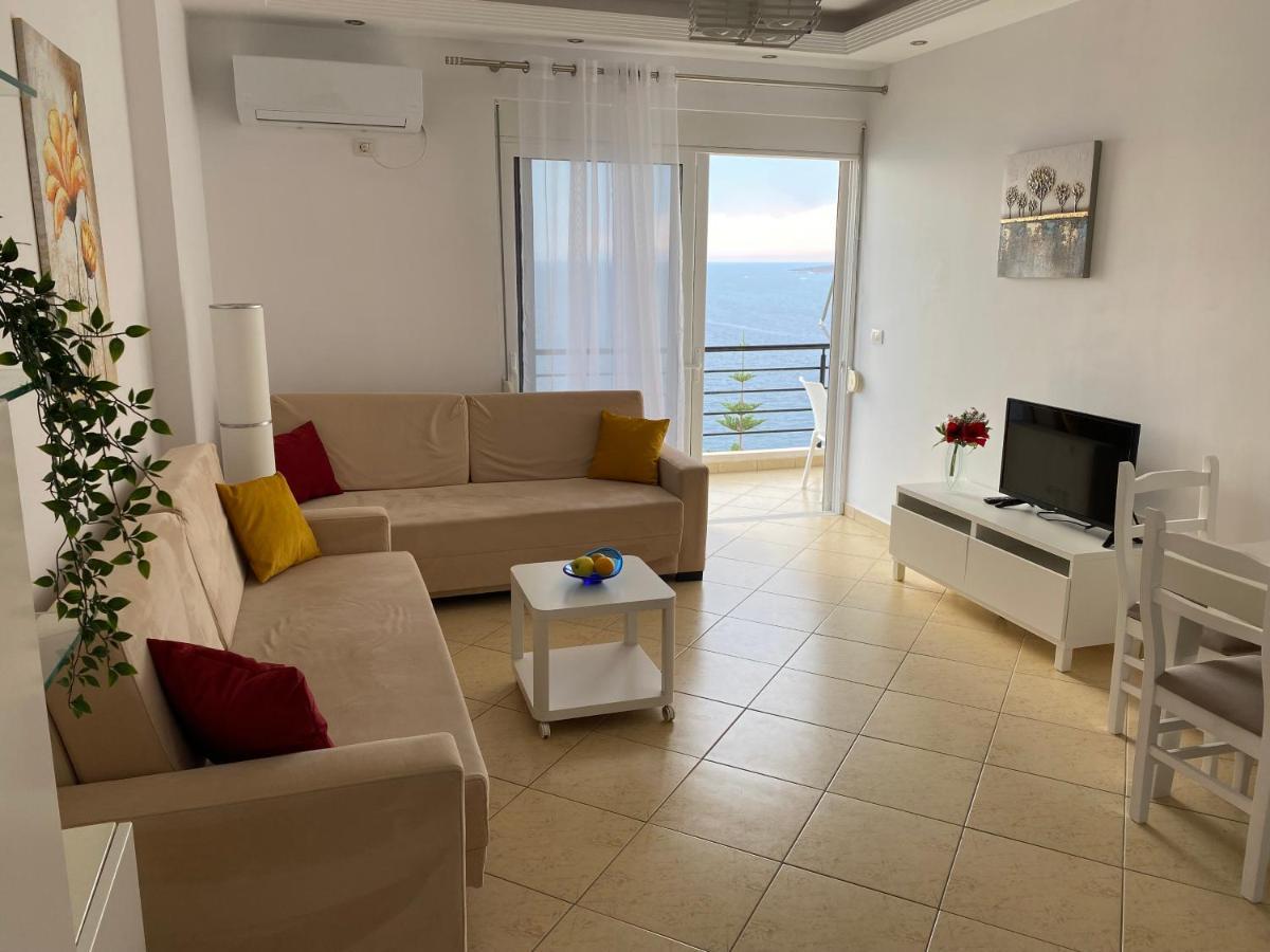 Apartment With Huge Sea View Balcony Sarandë Esterno foto
