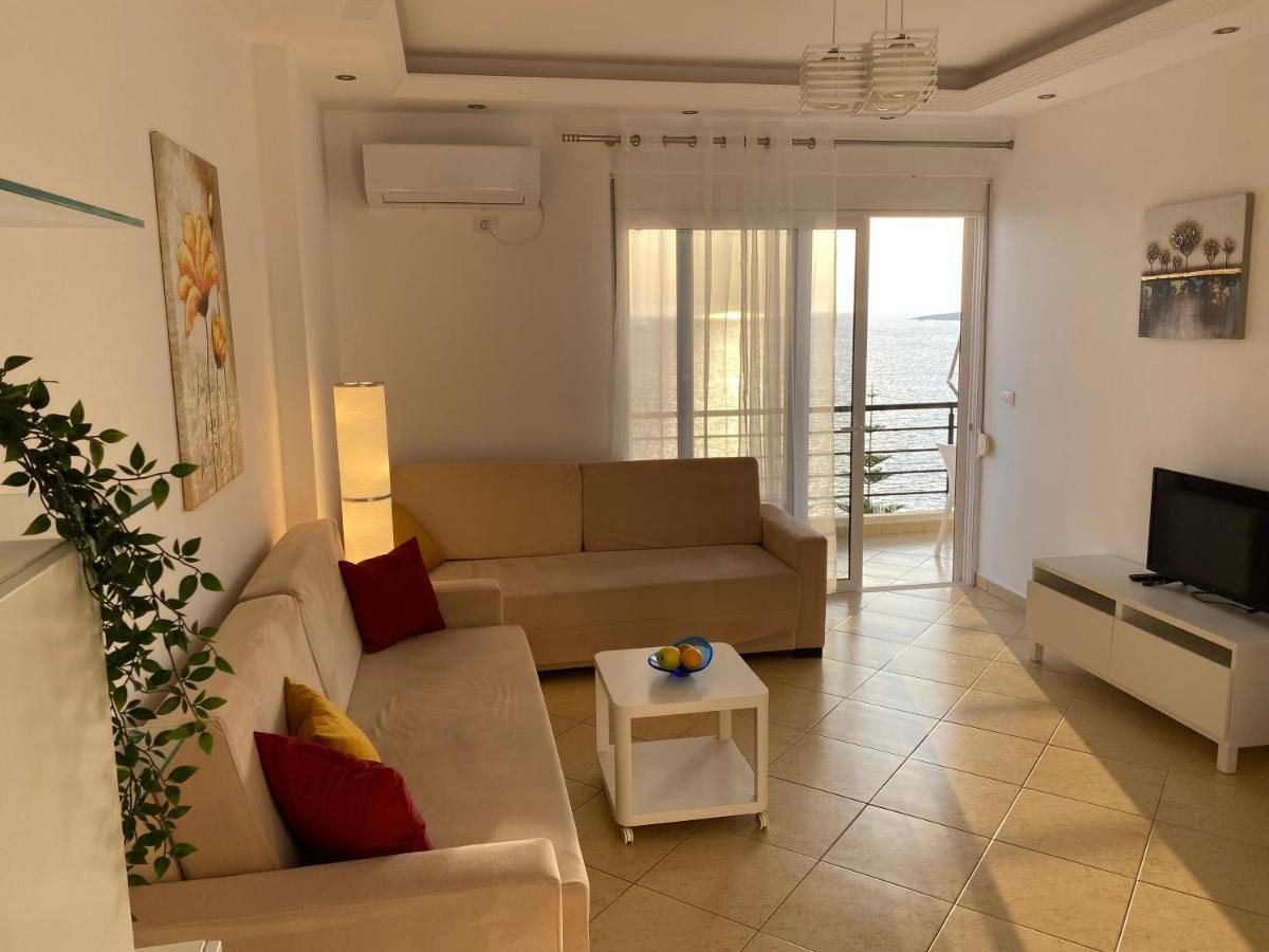 Apartment With Huge Sea View Balcony Sarandë Esterno foto